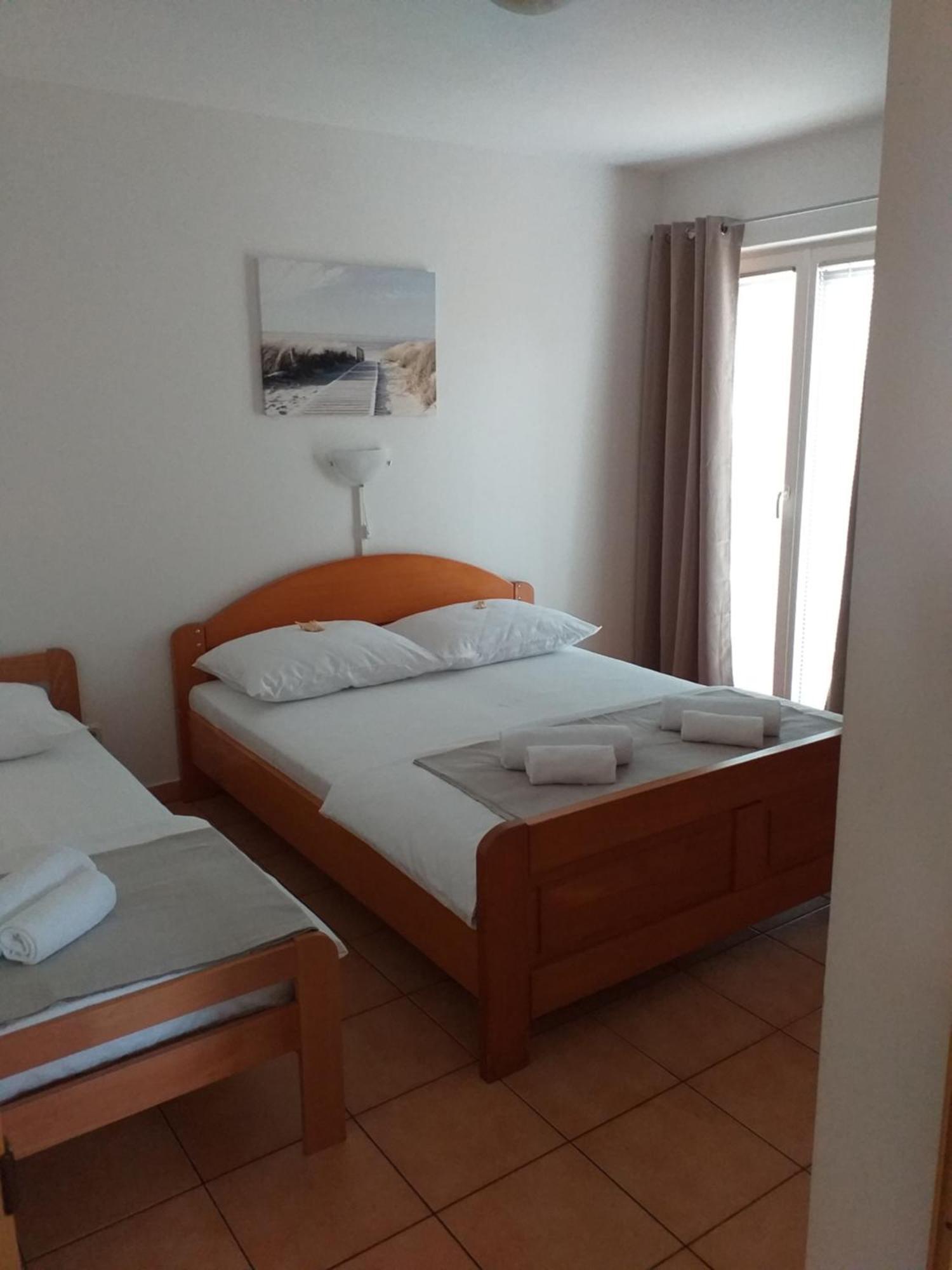Apartments I-P Malinska Habitación foto